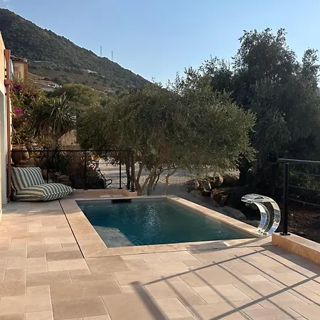 Holiday home T3 Neuf Avec Piscine Privee Place De Parking Grande Terrasse *
